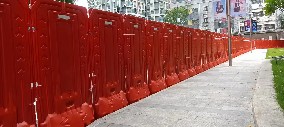 塑料圍擋：輕巧、耐久和易安裝的優(yōu)勢特點【旭東鋼構】